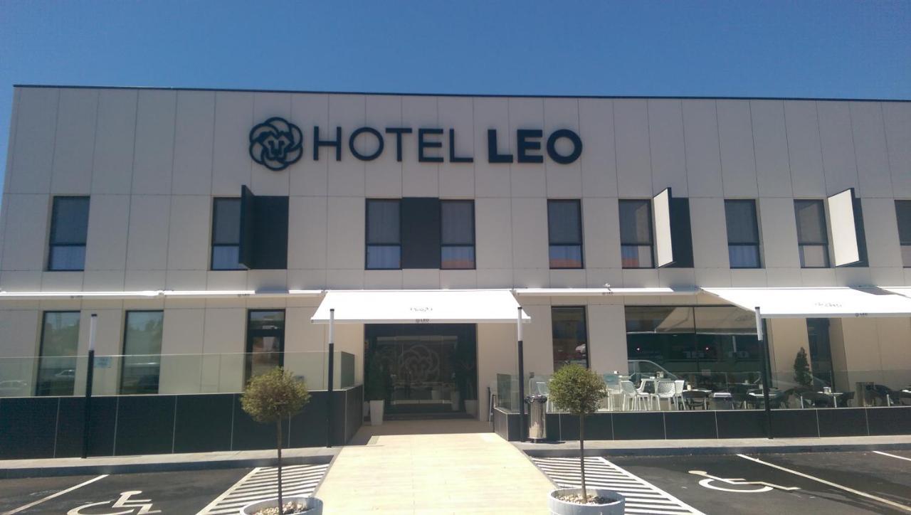 Hotel Leo Monesterio Eksteriør billede