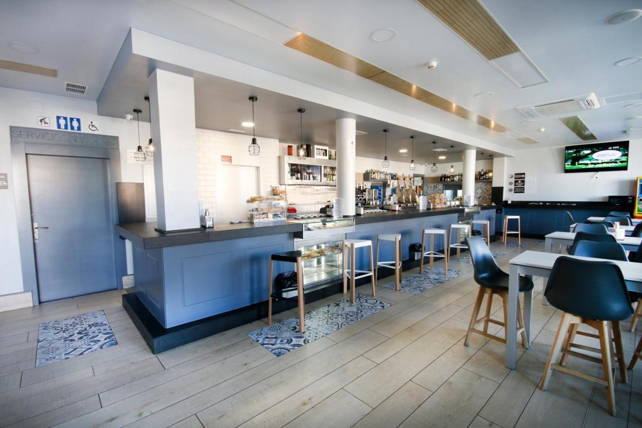 Hotel Leo Monesterio Eksteriør billede