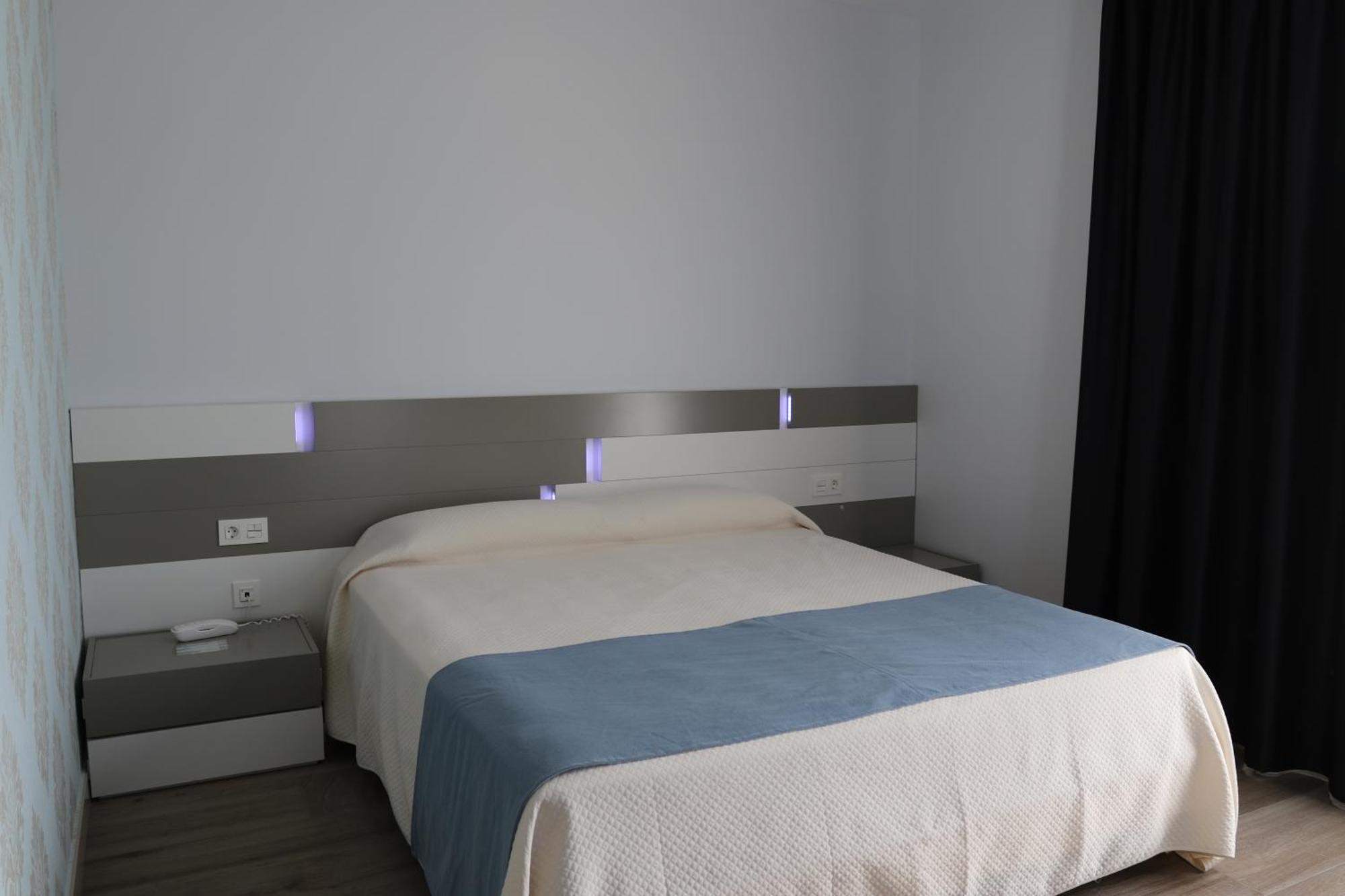 Hotel Leo Monesterio Værelse billede